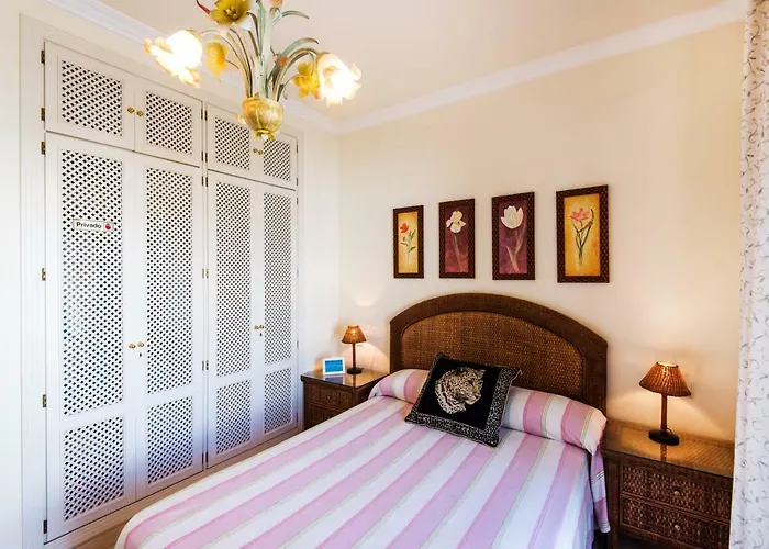 Rentandhomes Luxury Marbella