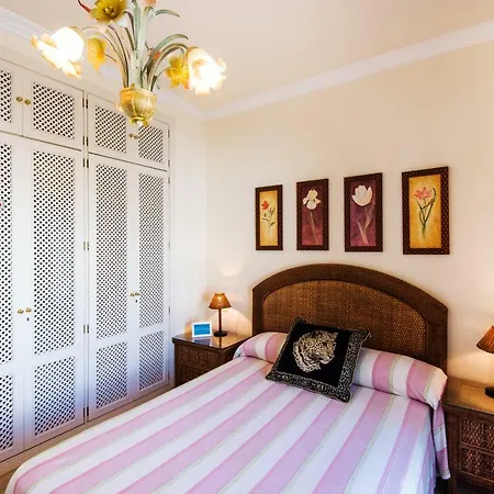 Rentandhomes Luxury Marbella