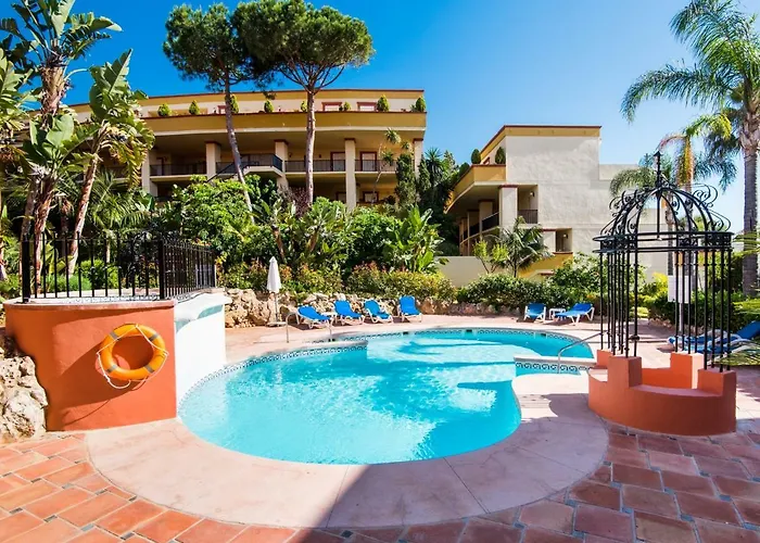 Rentandhomes Luxury *