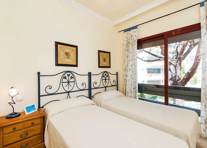 Rentandhomes Luxury